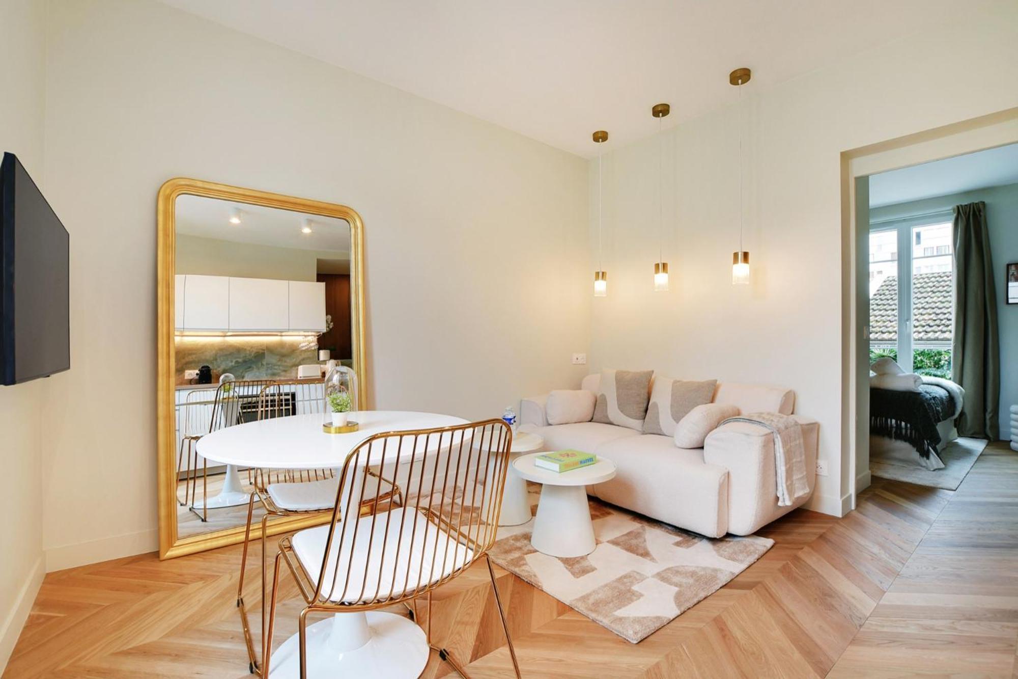 Suite Deluxe 1 By Les Maisons De Charloc Homes 불로니으 빌렁꾸흐 외부 사진